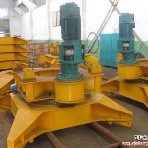 ӛ�QTZ25����ʽ���ؙC(j��)Һ��ϵ�y(t��ng)�ĸ��M(j��n)