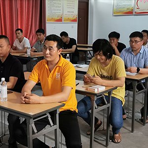 7��14��ɽ�|���x���ؙC(j��)е���޹�˾�e�k��늚�֪�R(sh��)����Ӗ(x��n)�n